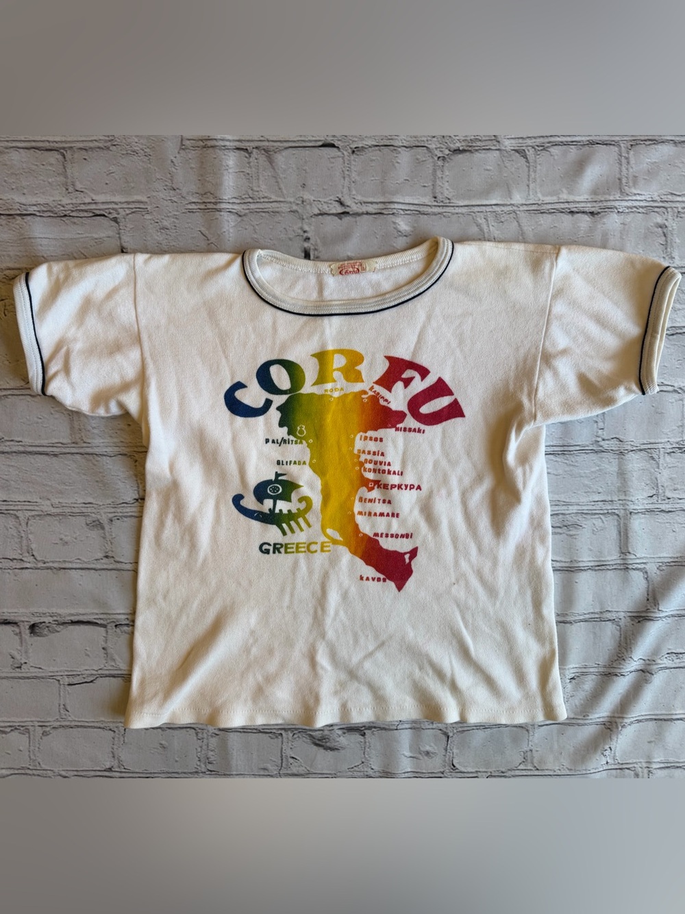 True Vintage 80s Corfu Greece Women's Short Sleeved T-Shirt Destination Travel